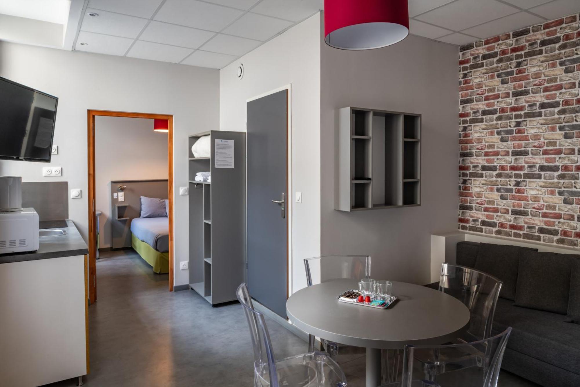 Smart Appart Caen République Exterior foto